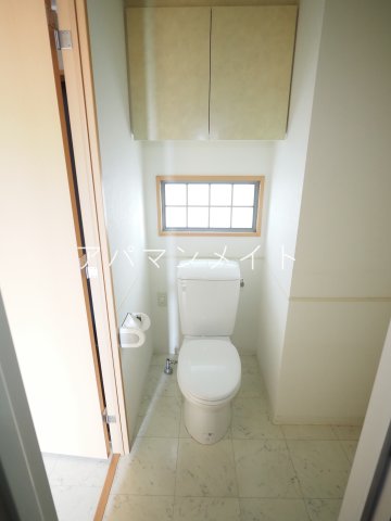 トイレ　コンパクトで使いやすいトイレです