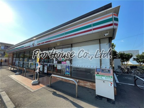 コンビニ　セブンイレブン 西東京向台4丁目店（コンビニ）まで415m