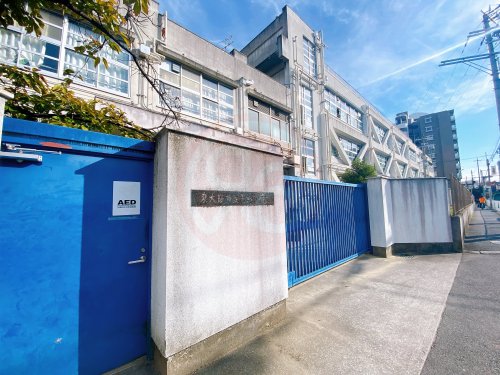 小学校　長堂小学校（小学校）まで638m