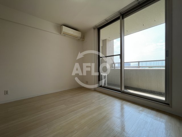 居室・リビング　アーデン江坂II　リビング