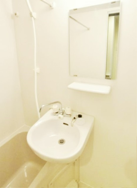 洗面設備　同仕様