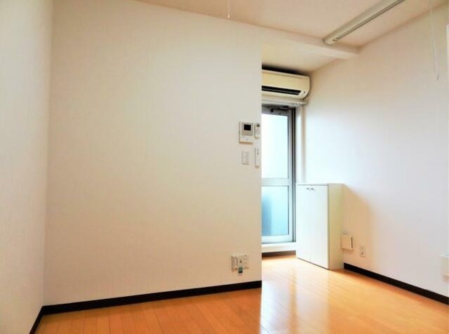 居室・リビング　きれいなお部屋です