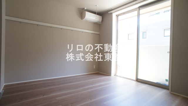 その他部屋・スペース　窓から暖かな日差しが入ります♪