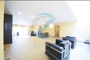 ロビー　エントランス