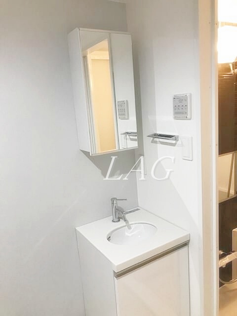 洗面設備　洗面台です。