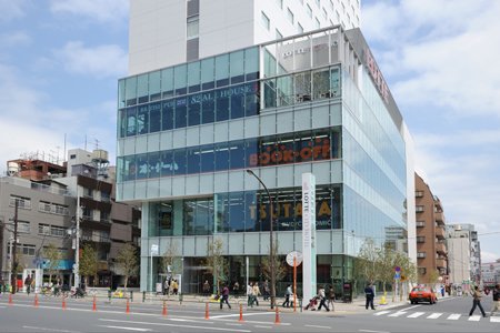 ショッピングセンター　TSUTAYA 錦糸町店（ショッピングセンター）まで193m