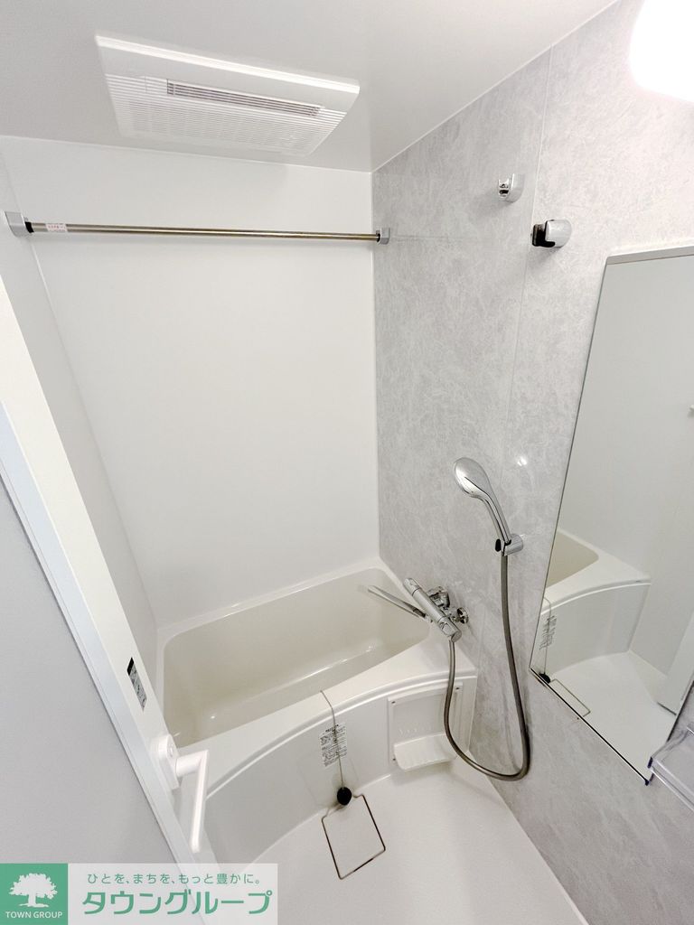 バス・シャワールーム　バス