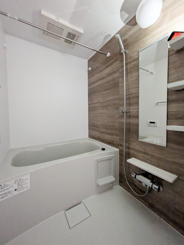 バス・シャワールーム　図面と現状に相違がある場合には現状を優先