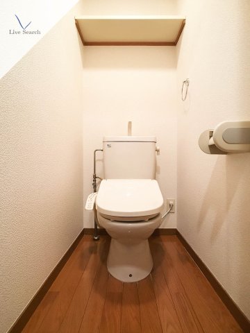 トイレ　別部屋の写真です