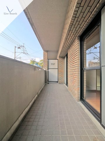 バルコニー　別部屋の写真です