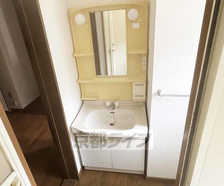 洗面設備　１０３