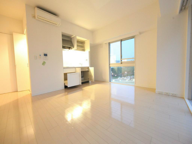 居室・リビング　洋室12.88帖　ウォークインクローゼット付（収納充実してま