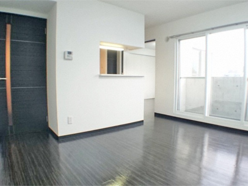 居室・リビング　退去予定につき別号室の画像です。