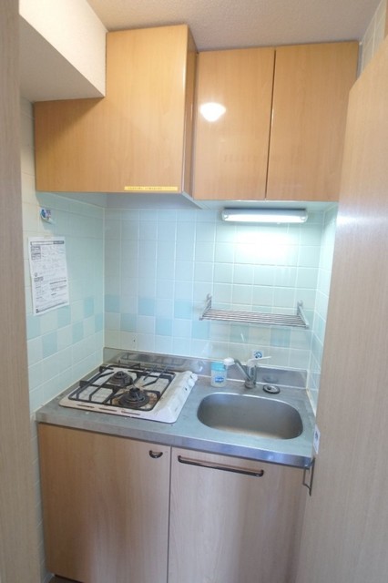 キッチン　【キッチン】壁付けシステムキッチン