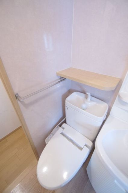 トイレ　【トイレ】温水洗浄便座