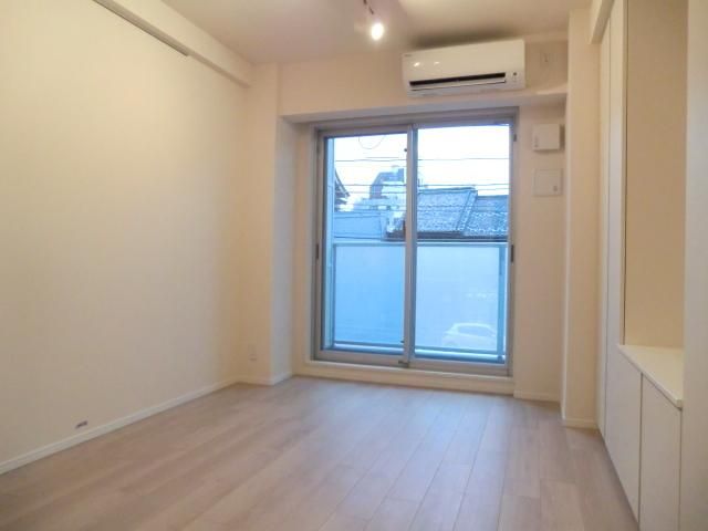 居室・リビング　★明るいホワイトカラーのフローリング★