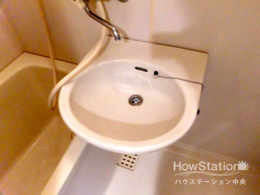 洗面設備　同建物別号室参考写真