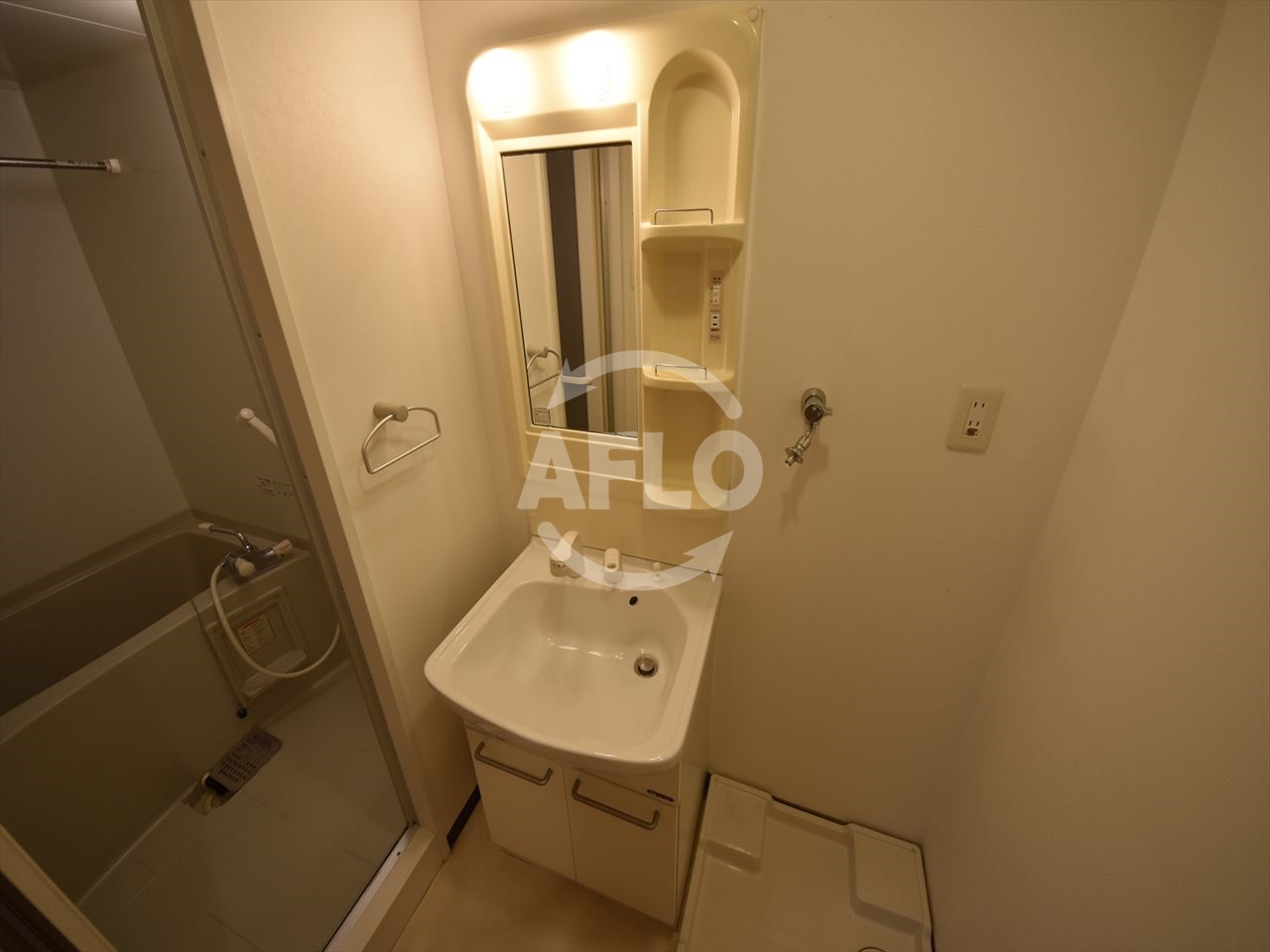 洗面設備　パウゼ大手前　独立洗面台