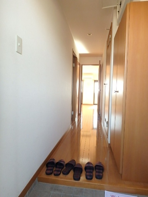 玄関　図面と現状に相違がある場合には現状を優先