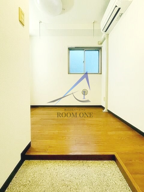 玄関　玄関です。