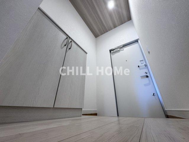 玄関　当社、チルホームのHPもご覧ください(^^)/物件情報多数♪