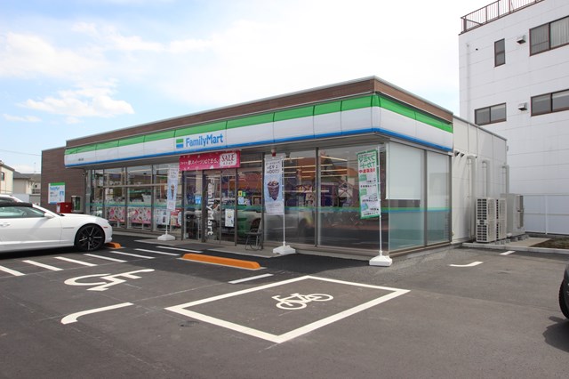コンビニ　ファミリーマート川越天沼新田店（コンビニ）まで178m