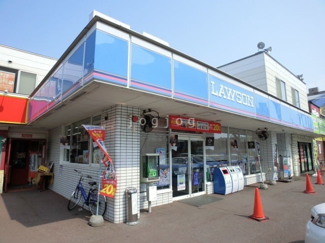 コンビニ　ローソン札幌北7条西一丁目店（コンビニ）まで519m