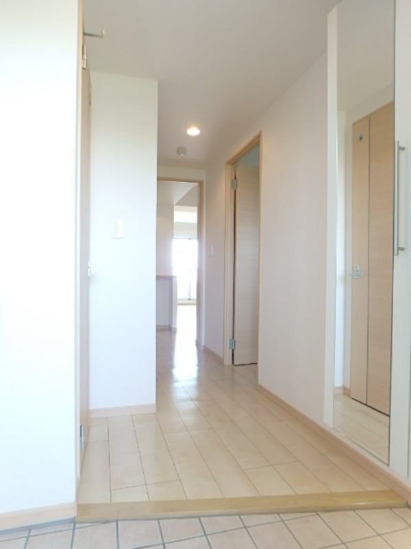 玄関　図面と現状に相違がある場合には現状を優先