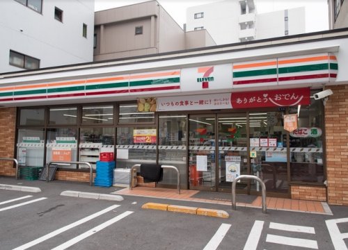 コンビニ　セブンイレブン 墨田緑3丁目店（コンビニ）まで125m