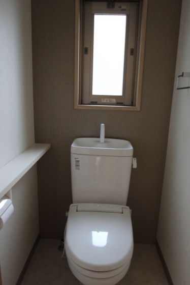 トイレ　※別部屋の写真です