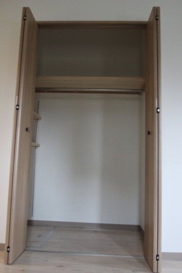 収納　※別部屋の写真です