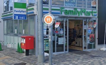 コンビニ　ファミリーマート辻堂駅西口店（コンビニ）まで410m