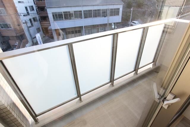 バルコニー　バルコニーがあります