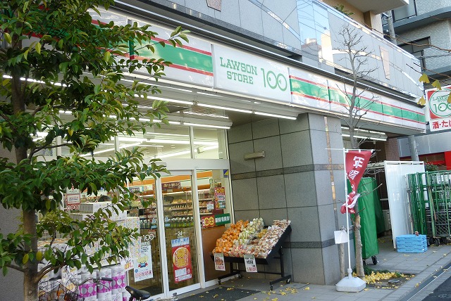 コンビニ　STORE100「横浜初音町」（コンビニ）まで297m