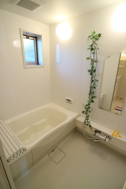 バス・シャワールーム　家具は付きません。