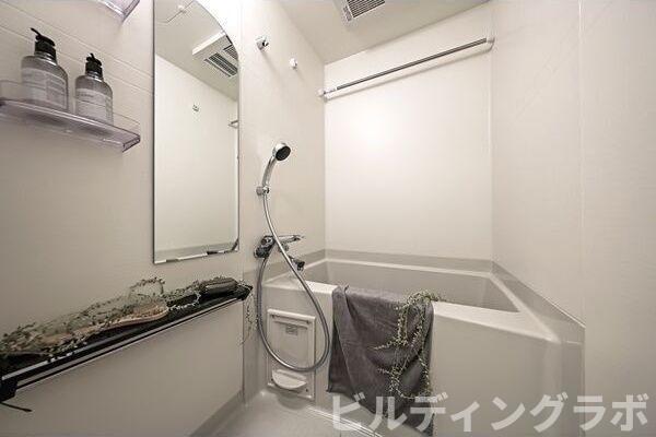 バス・シャワールーム　モデルルームの為、家具小物等はつきません。