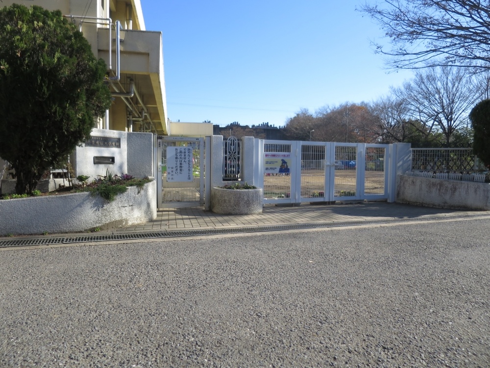 幼稚園・保育園　千葉市役所 桜木保育所（幼稚園・保育園）まで477m