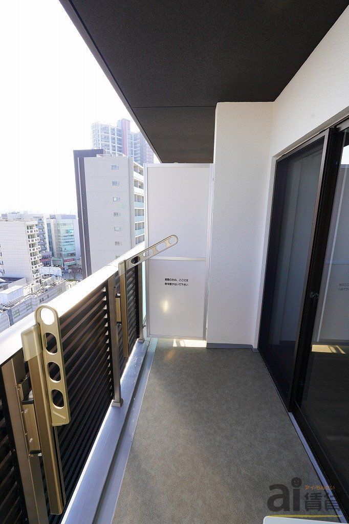 バルコニー　※同仕様写真