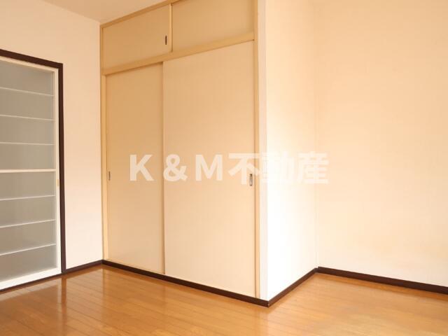 その他設備　こちらのリビングで趣味の時間をお楽しみください