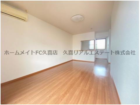 居室・リビング　同建物別号室