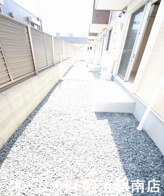 庭　★南向きで日当たり良好です！★※別部屋参考写真