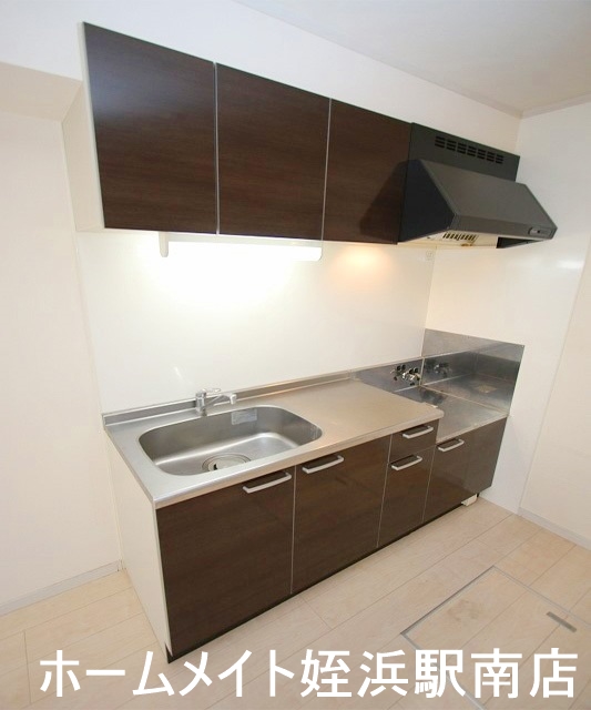 キッチン　★ゆったりとしたキッチン★※別部屋参考写真