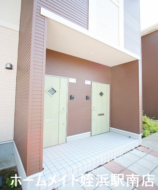 ロビー　★玄関からこだわっています！★※別部屋参考写真