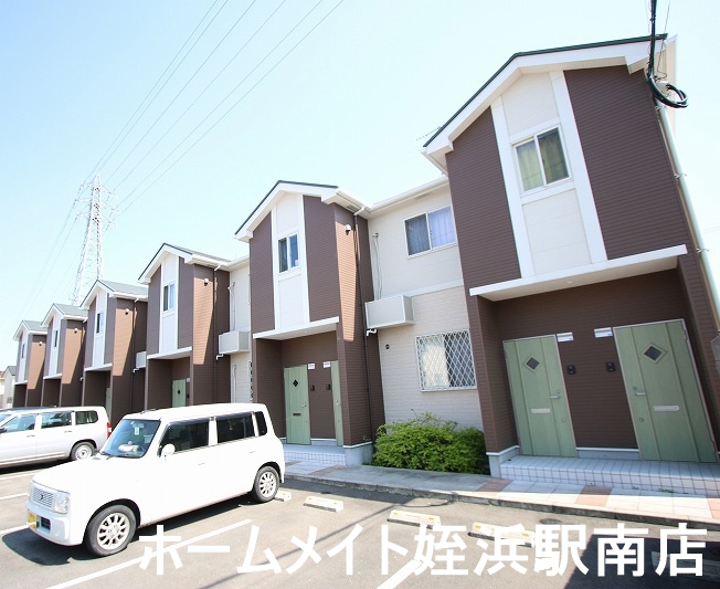 建物外観　★人気エリアの築浅物件★