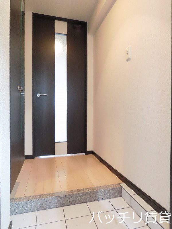 玄関　別号室写真の為、現状優先