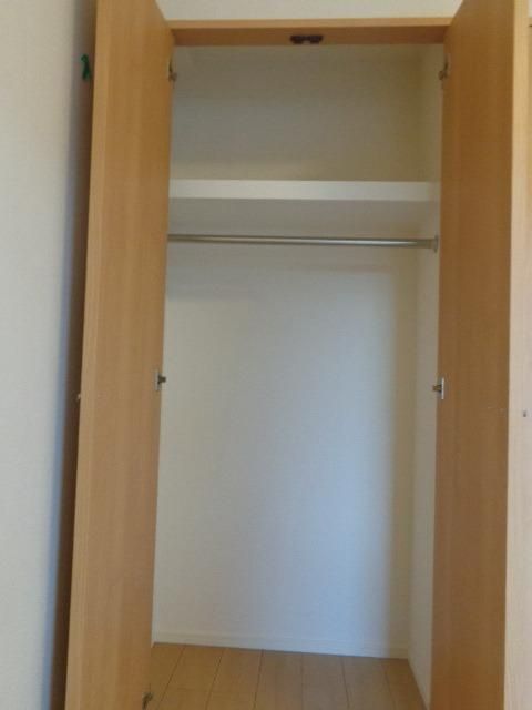 収納　クローゼット