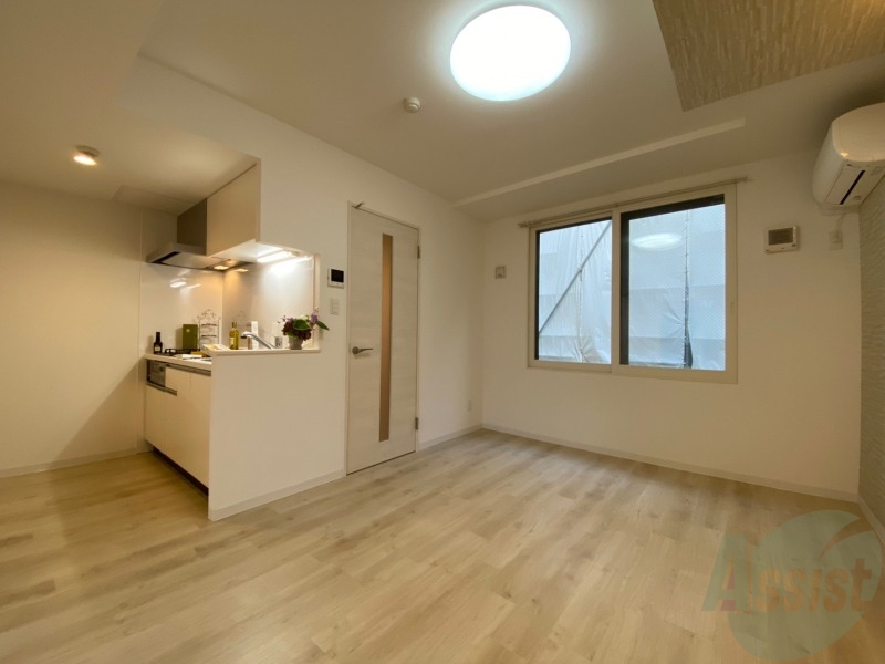 居室・リビング　広くてキレイなお部屋が広がっていて、充実した生活が送れそう。