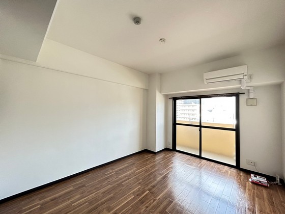 居室・リビング　※別部屋の写真です