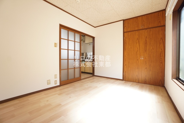 その他部屋・スペース　窓から暖かな日差しが入ります♪