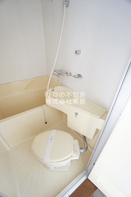 トイレ　清潔感ある洋式トイレです☆お掃除も楽々です！！